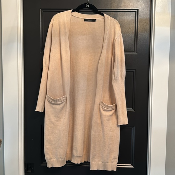 Cardigan - Picture 2 of 2